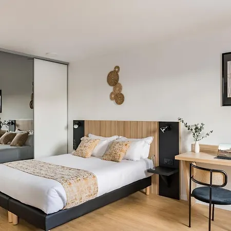 Q7 7 Apart-hotel Lyon