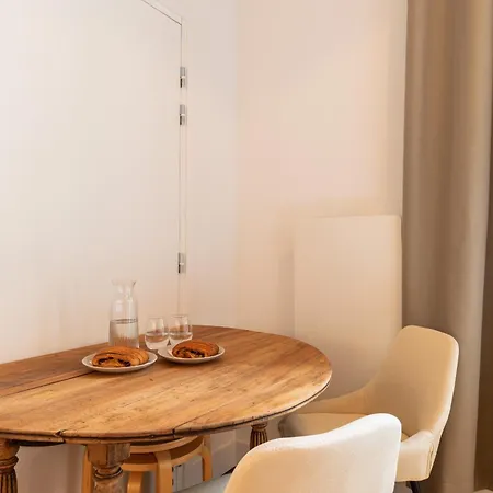 Smartstay Traboule - Place Bellecour Апартаменты
