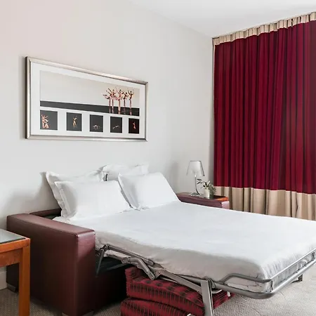 Crowne Plaza - Cite Internationale Hotel Lyon