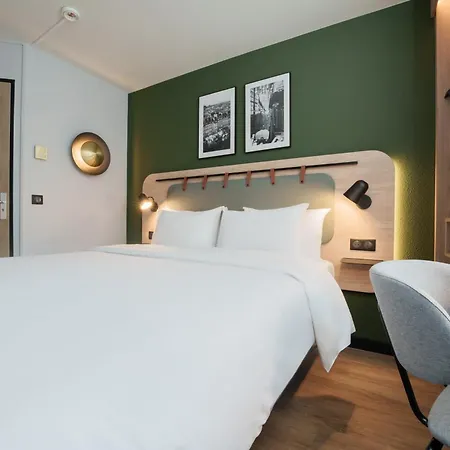 Campanile Centre - Gare Perrache - Confluence מלון 3*