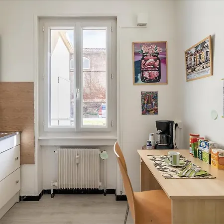 Alloggio in famiglia Chambre Double Et Salon Canape Lit 2 A 4 Personnes Lione