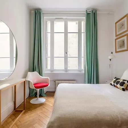 Republique - Furnished - Downtown