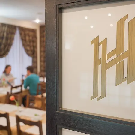 Otel Du Helder 2*