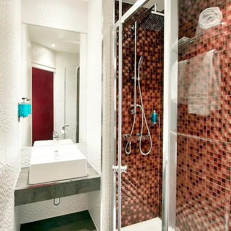 Des Savoies Perrache Hotell 3*