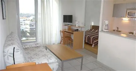 Ξενοδοχείο με διαμερίσματα Sejours & Affaires Park Lane