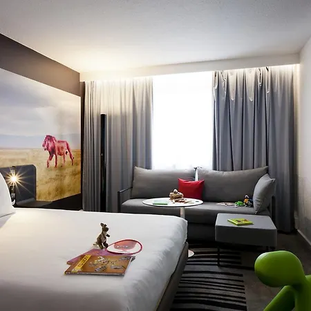 Novotel Gerland Musee Des Confluences ליון
