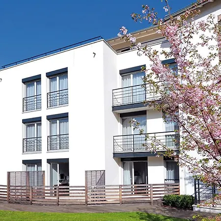 Apartahotel Appart'city Confort Vaise 3*