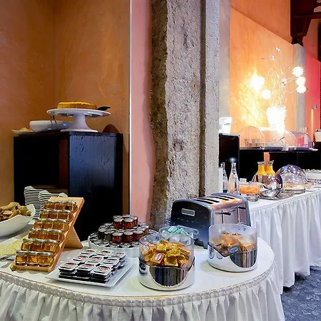 Grand Des Terreaux Otel 4*