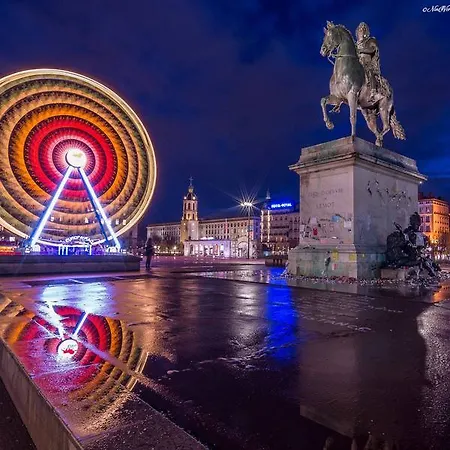 Saphir Лион