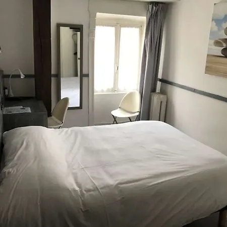 De Paris Hotel