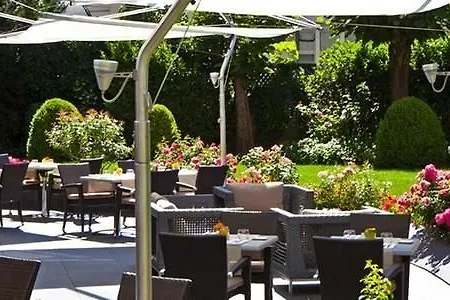 Apart-hotel Warwick Reine Astrid - Lyon