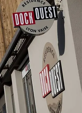 Dock Ouest Groupe Paul Bocuse Appart hôtel 3*