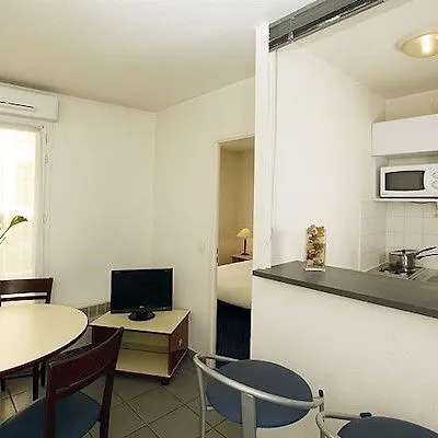 Appart'city Classic Part Dieu Garibaldi Apart Otel Lyon