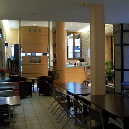 Отель Au Patio Morand Лион