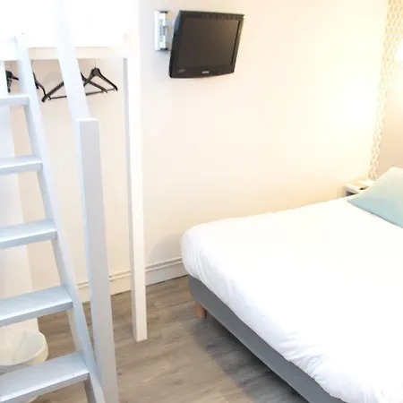 Au Patio Morand ホテル 3*