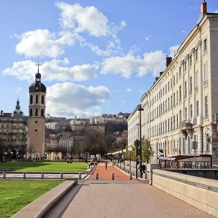 Ibis Part Dieu Les Halles Szálloda 3*