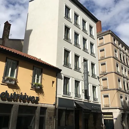 Les Annexes De L'hotel Tete D'or ליון