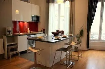 Ambiance - Sathonay * Lione