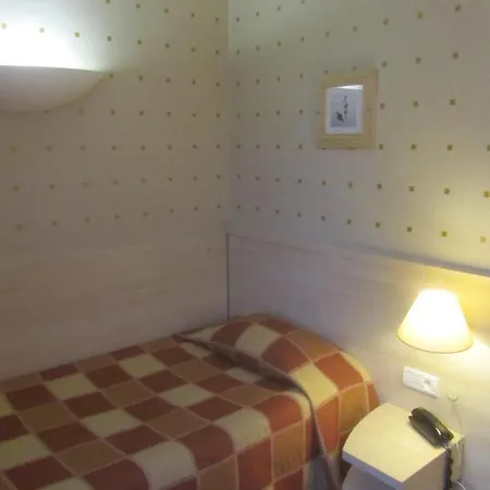 Otel Athena Part-dieu