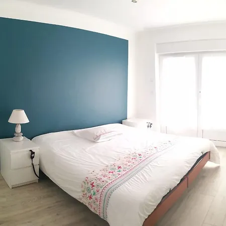 Гостевой дом Domaine Les Buis Лион