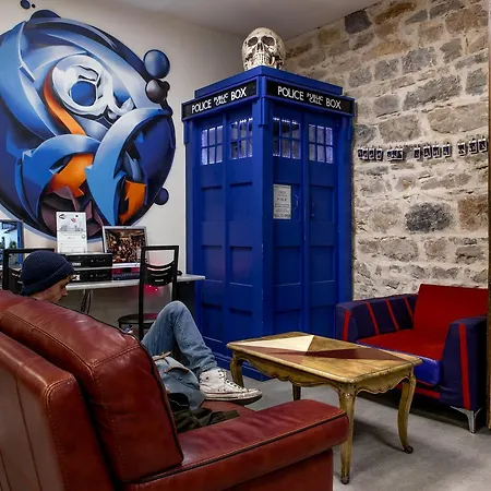 Hostel Le Flaneur *