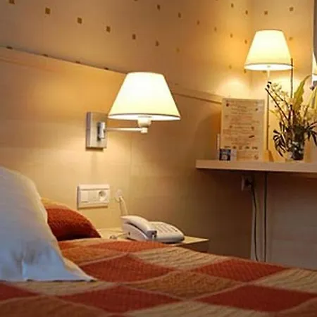 Otel Athena Part-dieu 3*
