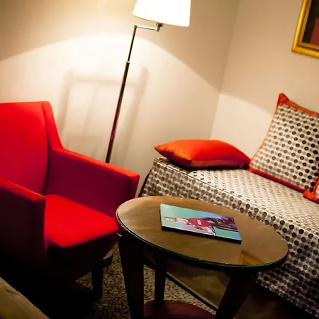 Otel Grand Des Terreaux 4*