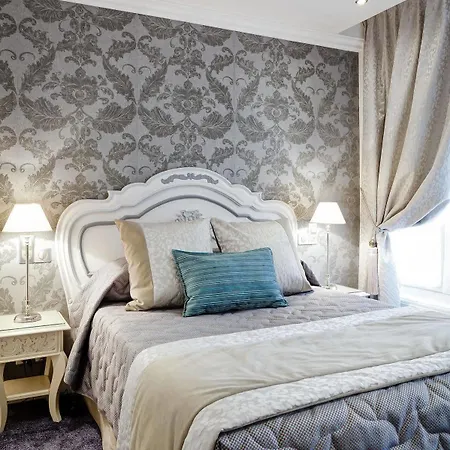Grand Des Terreaux Otel 4*