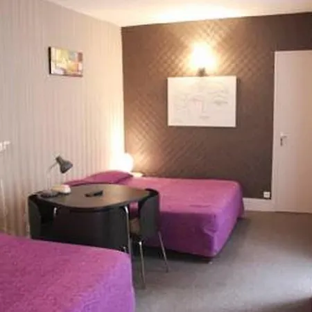 Hotel De Paris 3*