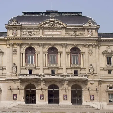 Mercure Centre Lumière Hotel 4*
