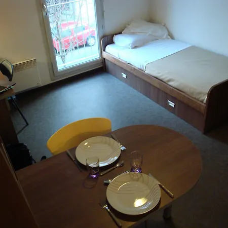 Le Patio Des Traboules Apart Otel 2*