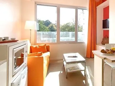 Montempo Cite Internationale Hotel 3*