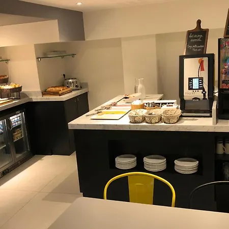Aparthotel Staycity Rue Garibaldi
