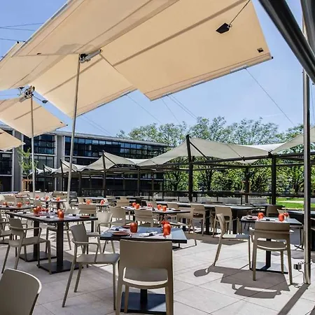 Parksaone Otel Lyon