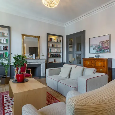 Hotell Le Vaubecour Presqu'ile 2*