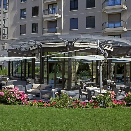Warwick Reine Astrid - Apart-hotel Lyon