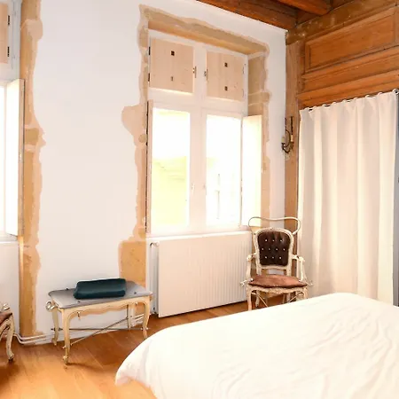 Apartment Ambiance - Arlequin