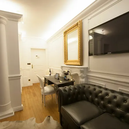 Апартаменты The Thonet House - A Luxury Historic Collection *