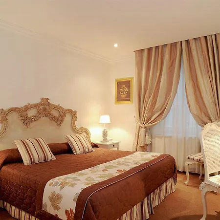 Grand Des Terreaux