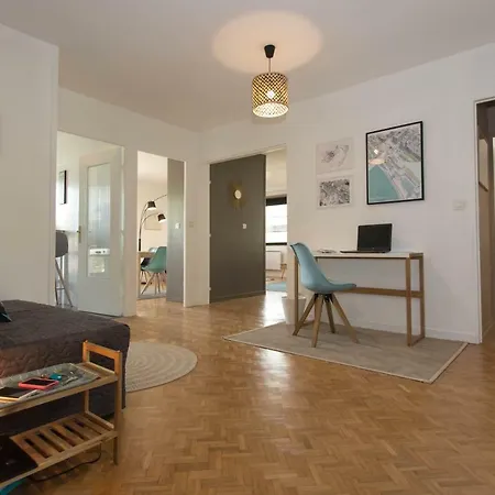 Centre Confluence 100 M2 Parking Terrasses Apartman Lyon