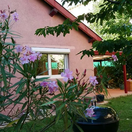 Bed & Breakfast Seignemartin 2*