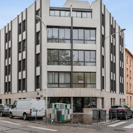 Celadon - Welkeys Apartment