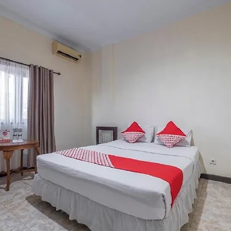 Oyo 1691 Wisma Benhil Toddopuli Hotel