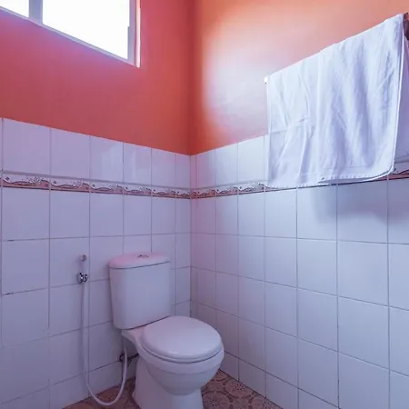 Hotel Oyo 1691 Wisma Benhil Toddopuli Makassar