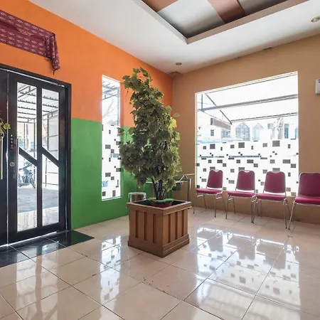 Hotel Oyo 1691 Wisma Benhil Toddopuli
