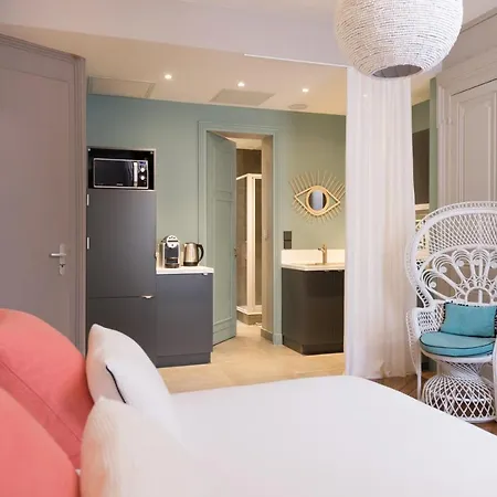 Mihotel Gailleton Лион