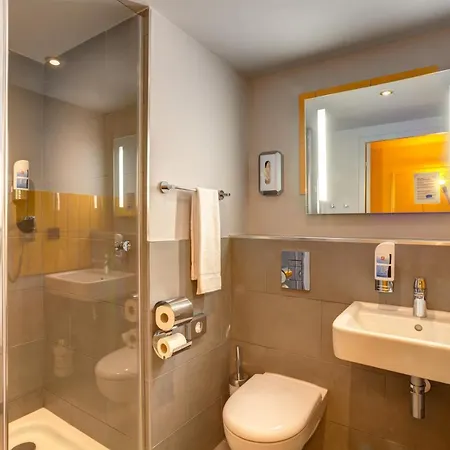 Meininger Centre Berthelot Hotel Lione
