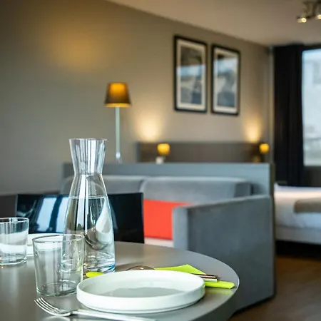 Dock Ouest Groupe Paul Bocuse Appart hôtel 3*