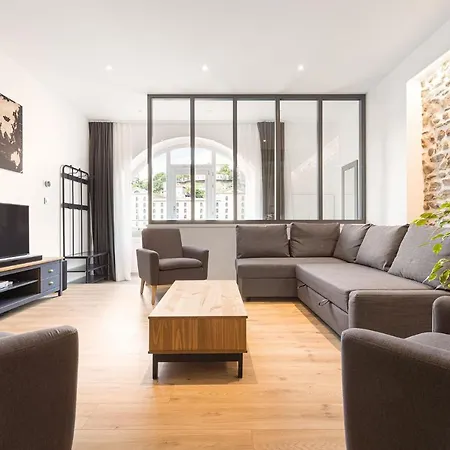 Design Et Charme, 100m2 Face à La Saône Appartamento *
