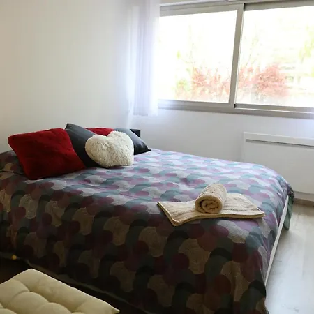 Apartment Appart T3 Avec Parking 6eme Brotteaux Lycee Du Parc
